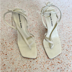 A'Mmonde Atelier Aza Wedge